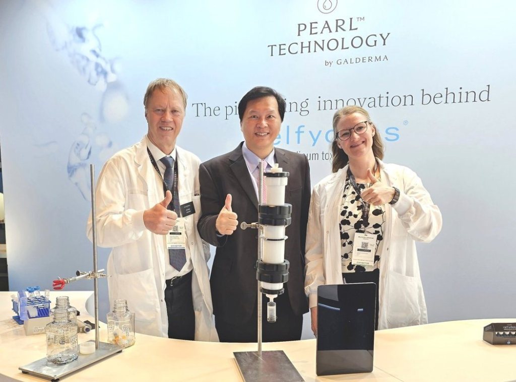 藝群集團董事長王正坤醫師 赴摩納哥AMWC世界大會 與歐洲學者交流醫美新技術