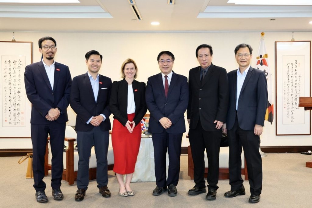 英國新任代表包瓊郁拜會黃偉哲 雙方期持續深化台英交流