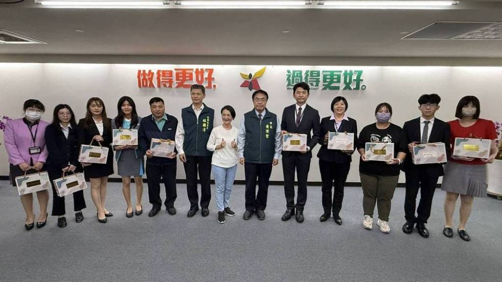 黃偉哲網路好感度最高 南市府：持續有感施政