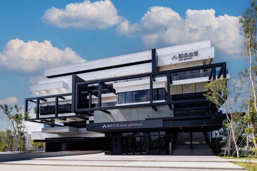 誠品生活臺南盛大試營運 6,000坪書香商場啟動南臺灣文化經濟新引擎